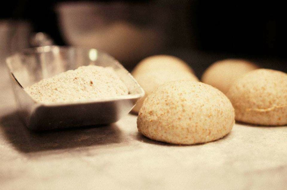 pizzeria-la-brace-assemini-consegna-domicilio-prenotazione-online (4)
